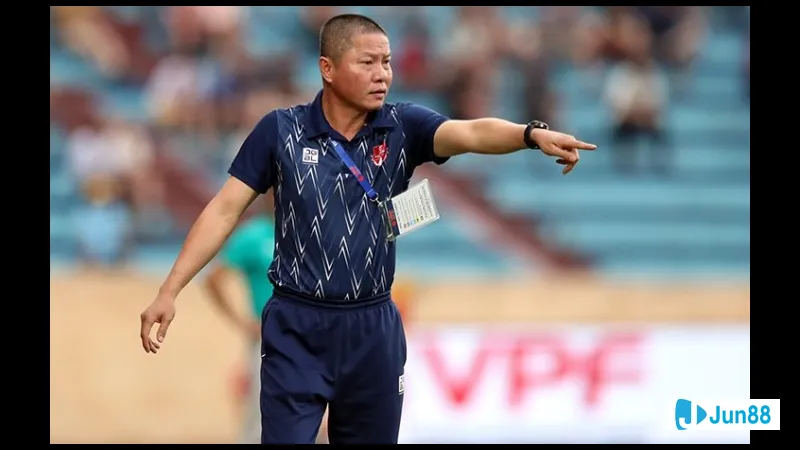 Nhận định HLV Chu Đình Nghiêm vs tiền đạo Nam Định 9 danh gia ve tien dao farren hudlin huan luyen vien chu dinh nghiem nam dinh